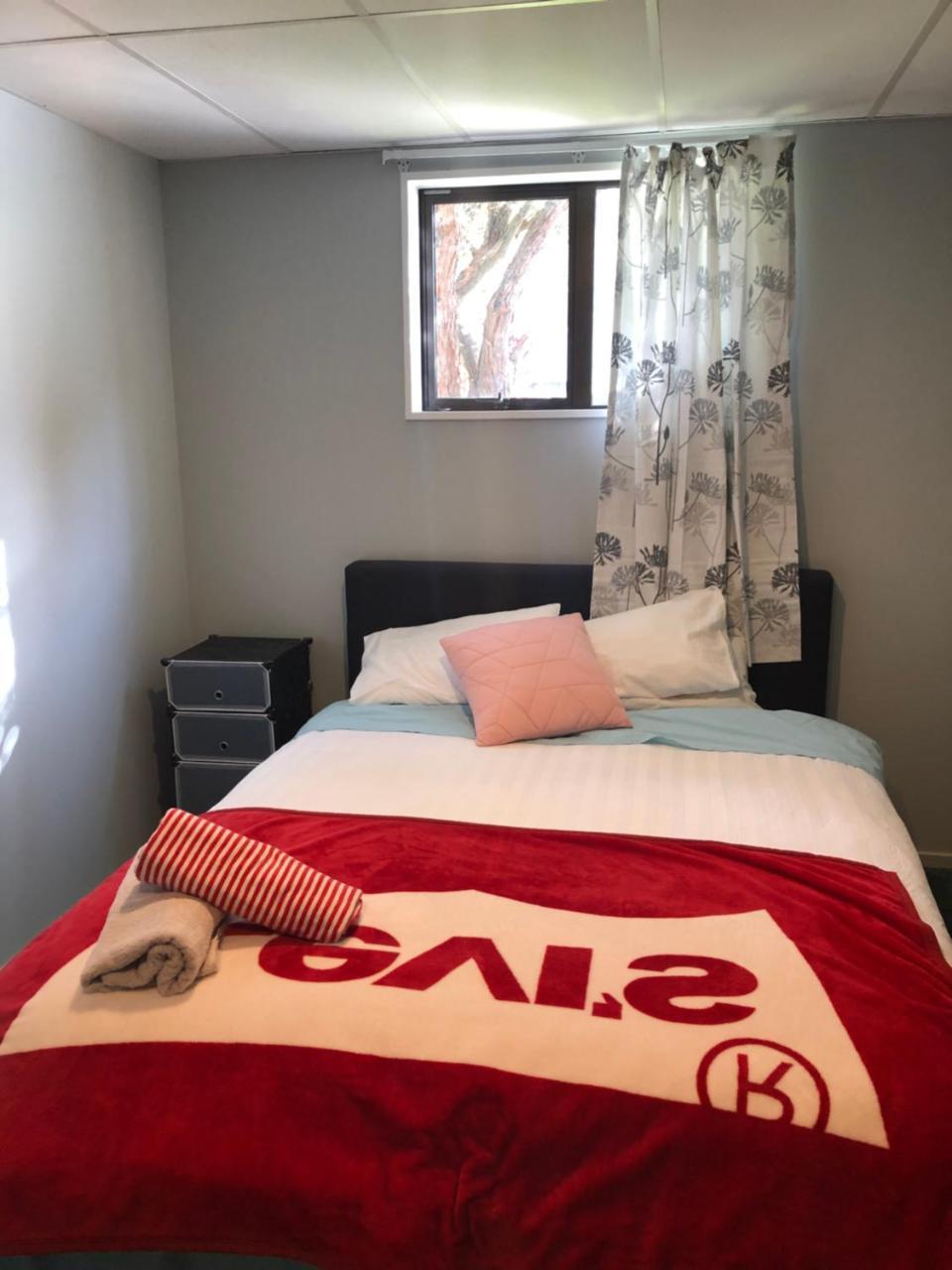 West Lake One Bedroom Accommodation Christchurch Exteriör bild